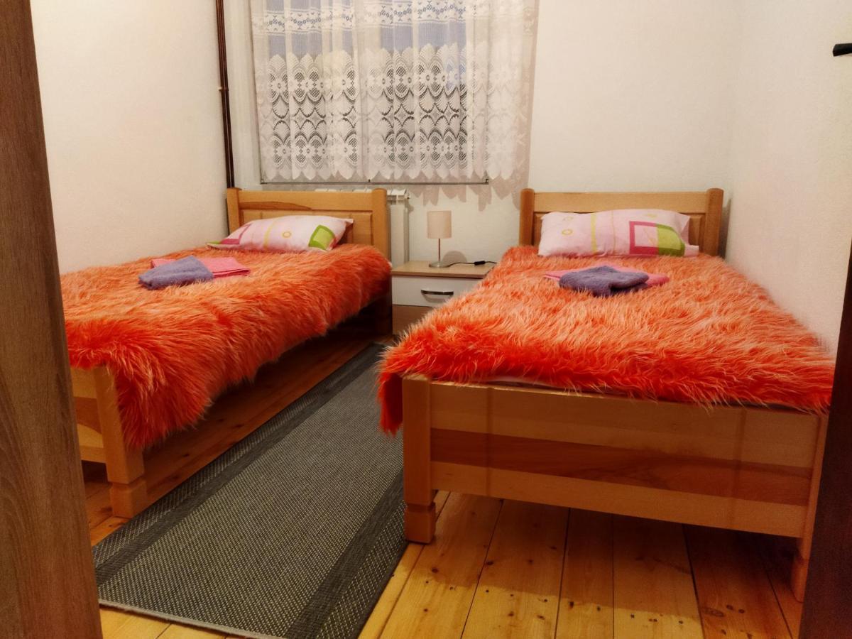 Apartment Phillip Rooms Žabljak エクステリア 写真