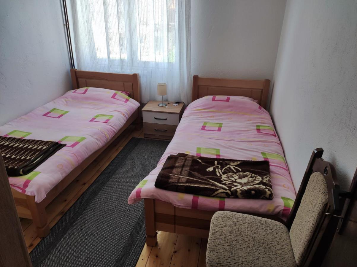 Apartment Phillip Rooms Žabljak エクステリア 写真