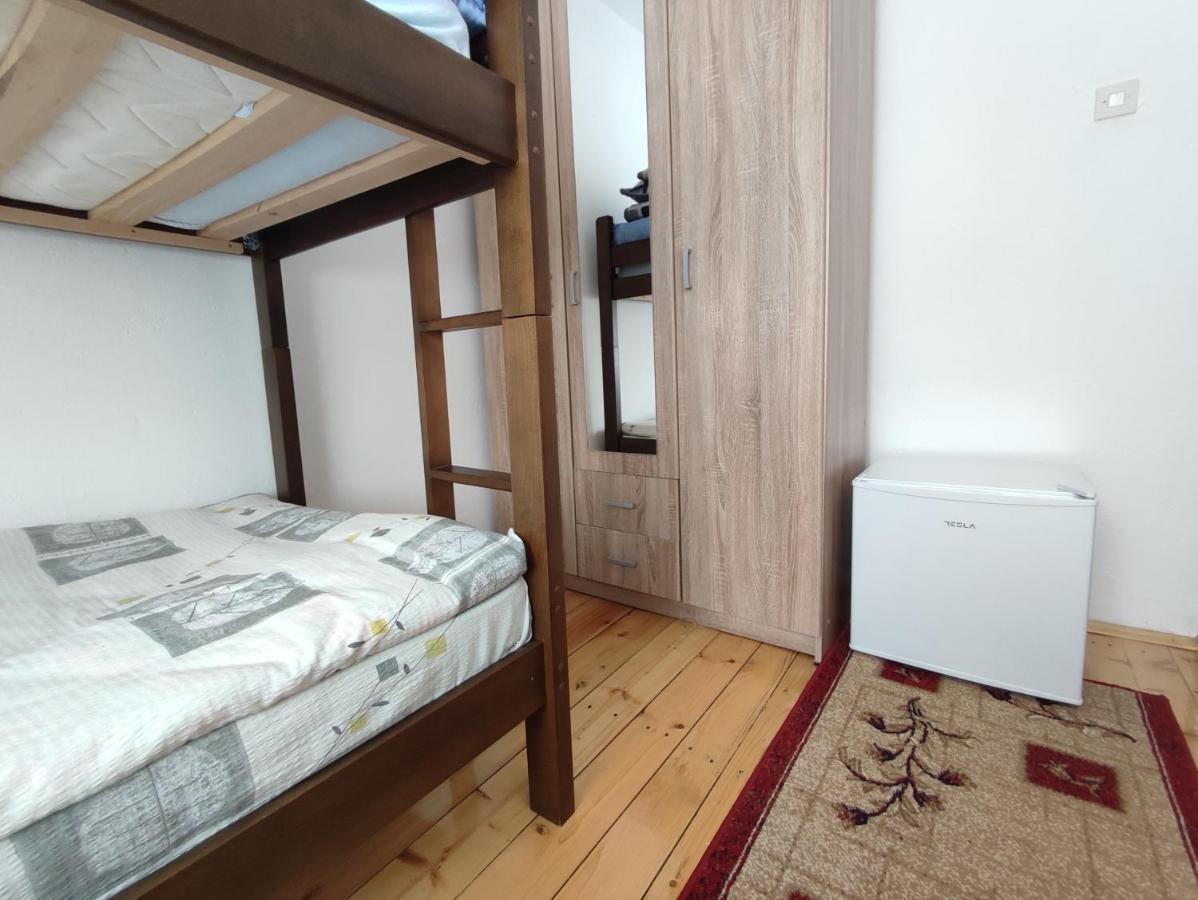 Apartment Phillip Rooms Žabljak エクステリア 写真