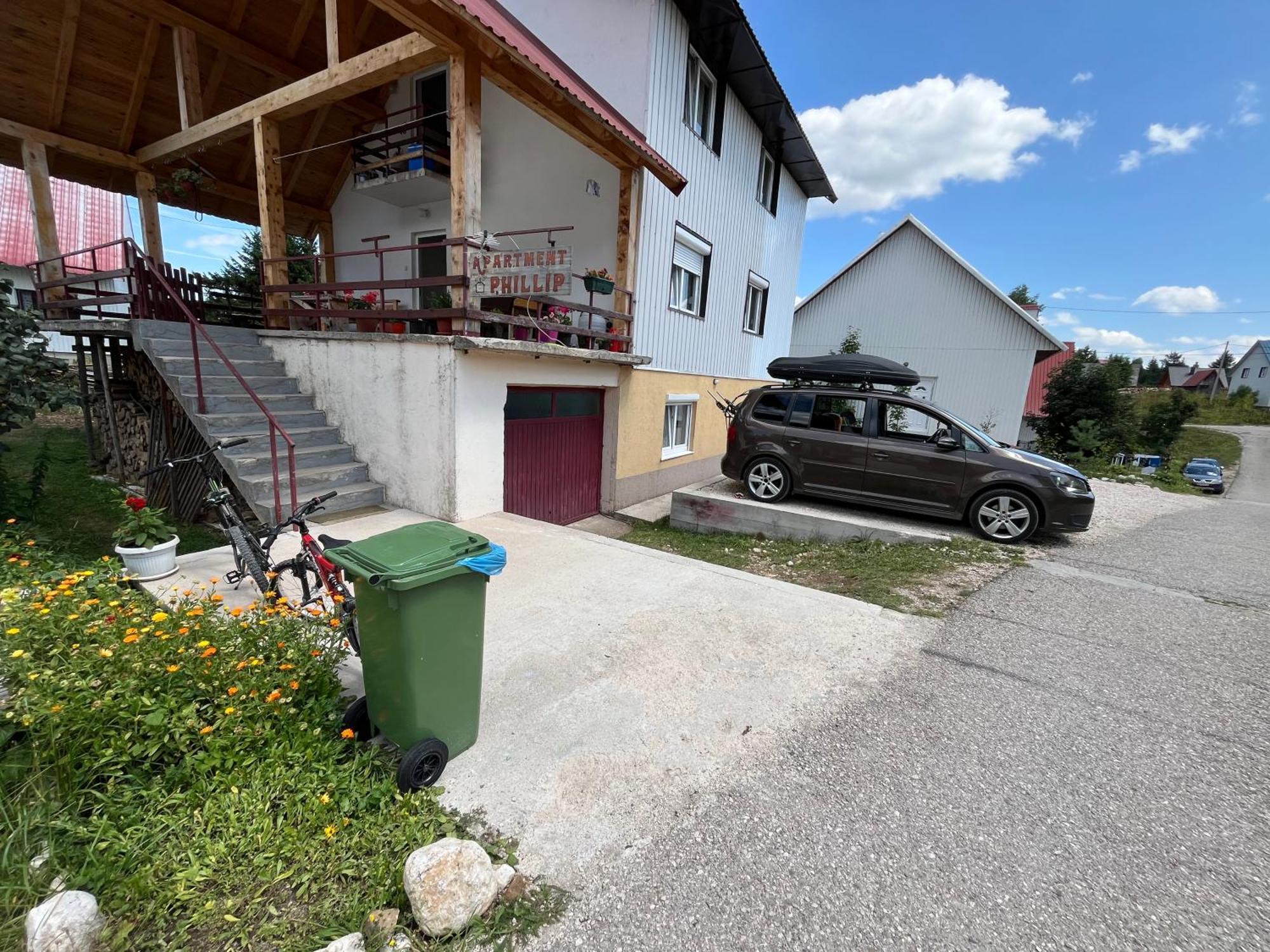 Apartment Phillip Rooms Žabljak エクステリア 写真